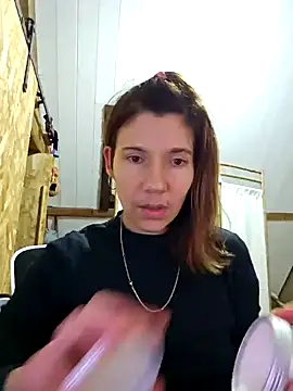 Lina lou4 online show from 12-16-24, 05:11