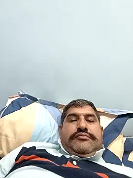 Amandev7 online show from 10-19-25, 04:07