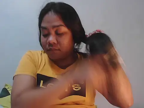 Snapshot of xxsam_69xx chatting on 10-10-25, 12:37 xxsam 69xx online show from 10-10-25, 12:37