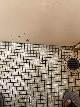 Snapshot of DreamerAsianGuy chatting on 01-09-25, 02:01 DreamerAsianGuy online show from 01-09-25, 02:01