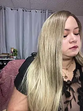 Snapshot of Melissa_Bianco chatting on 01-12-25, 05:13 Melissa Bianco online show from 01-12-25, 05:13