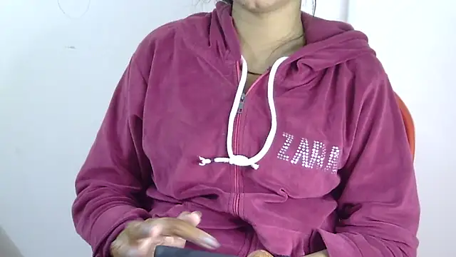 Snapshot of lovelydesi21 chatting on 02-04-26, 04:57 lovelydesi21 online show from 02-04-26, 04:57