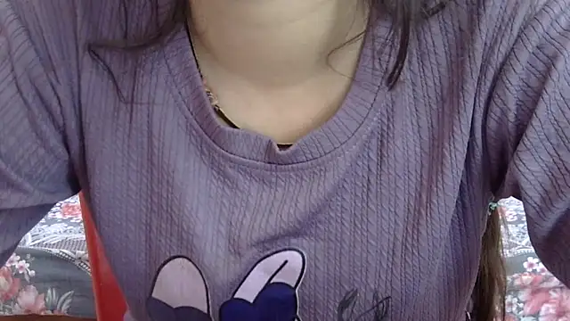 Snapshot of lovelydesi21 chatting on 02-07-26, 06:39 lovelydesi21 online show from 02-07-26, 06:39