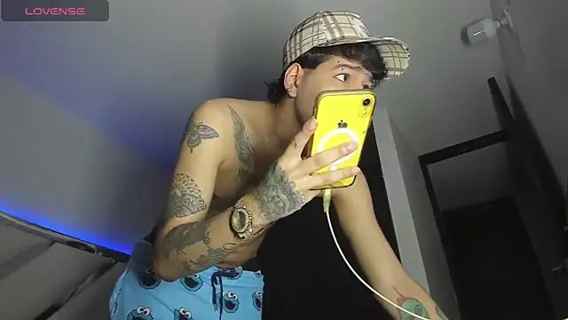 zack isaac777 online show from 03-04-25, 09:00