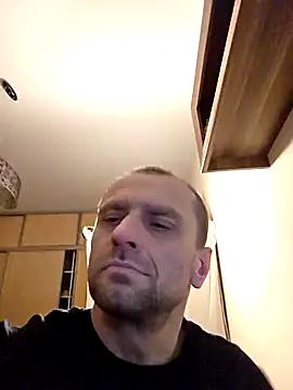 Snapshot of Roman0798 chatting on 12-16-25, 06:29 Roman0798 online show from 12-16-25, 06:29