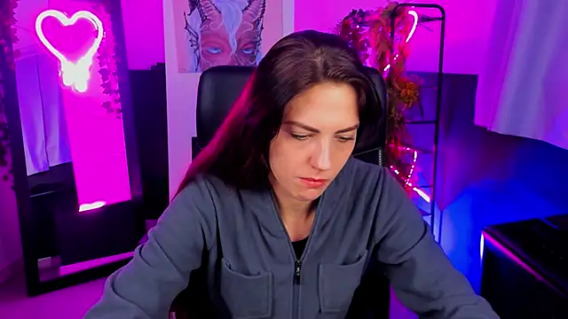 EmilyWilden online show from 01-03-25, 11:46