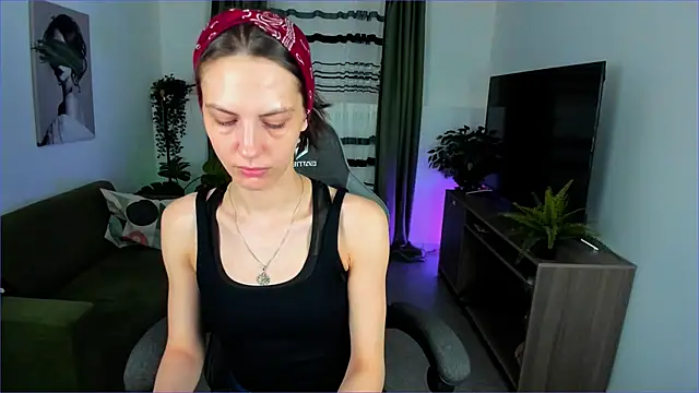 EmilyWilden online show from 01-16-25, 08:33