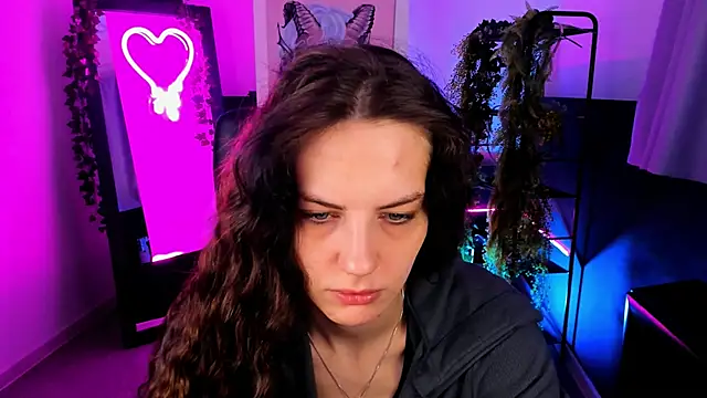 EmilyWilden online show from 01-29-25, 05:40