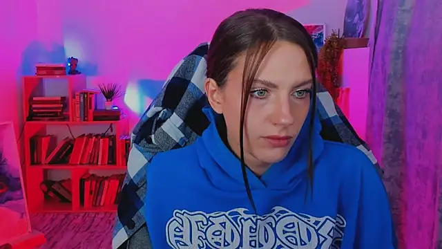 EmilyWilden online show from 10-02-25, 08:32