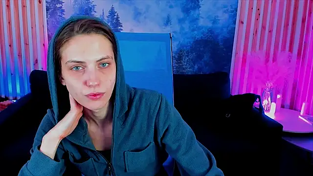 EmilyWilden online show from 10-03-25, 08:11