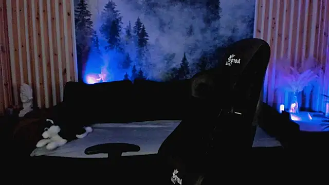 Snapshot of EmilyWilden chatting on 11-04-25, 08:13 EmilyWilden online show from 11-04-25, 08:13