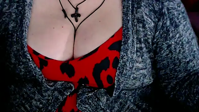 Snapshot of mayasmith chatting on 02-12-26, 08:20 mayasmith online show from 02-12-26, 08:20