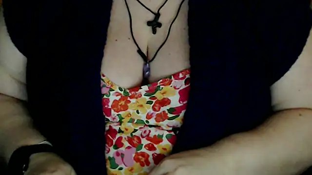 Snapshot of mayasmith chatting on 03-21-26, 03:26 mayasmith online show from 03-21-26, 03:26