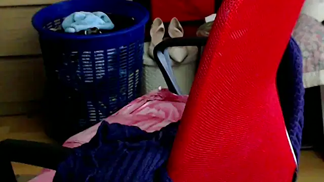 Snapshot of mayasmith chatting on 03-27-26, 07:36 mayasmith online show from 03-27-26, 07:36