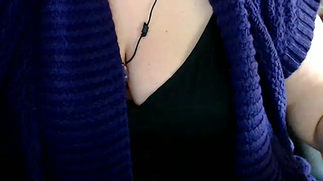 Snapshot of mayasmith chatting on 04-07-26, 12:49 mayasmith online show from 04-07-26, 12:49