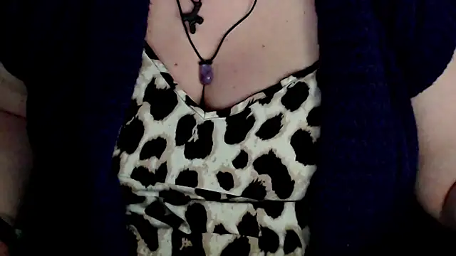 Snapshot of mayasmith chatting on 04-09-26, 01:49 mayasmith online show from 04-09-26, 01:49