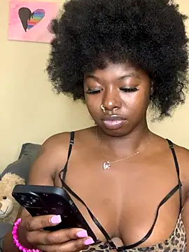 Snapshot of TinyBlazian901 chatting on 09-30-25, 05:56 TinyBlazian901 online show from 09-30-25, 05:56