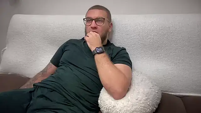 Bear bear  online show from 12-08-24, 03:45