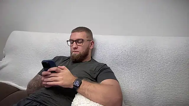 Bear bear  online show from 12-21-24, 01:47