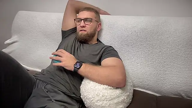 Bear bear  online show from 12-22-24, 01:01