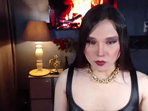QueenMariaHard online show from 12-14-25, 11:37