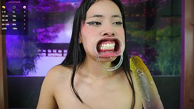 miss  maria online show from 01-15-25, 05:40