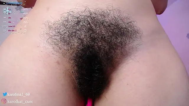 Snapshot of Karolina_1 chatting on 12-12-24, 05:26 Karolina 1 online show from 12-12-24, 05:26
