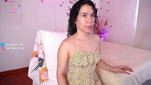 Snapshot of Karolina_1 chatting on 09-23-25, 01:58 Karolina 1 online show from 09-23-25, 01:58