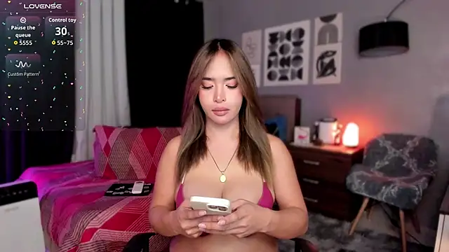 Snapshot of NastyH0tBABEx chatting on 01-10-26, 05:42 NastyH0tBABEx online show from 01-10-26, 05:42