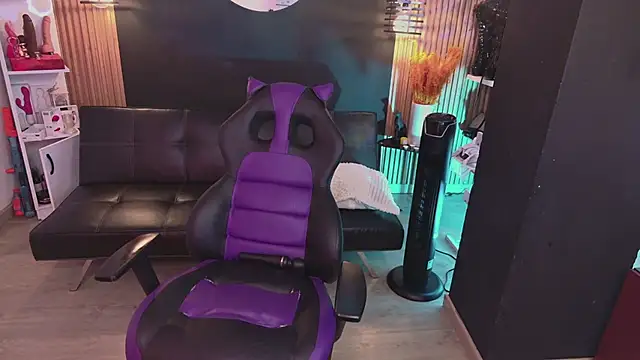 Scarlett collins02 online show from 12-31-24, 07:10