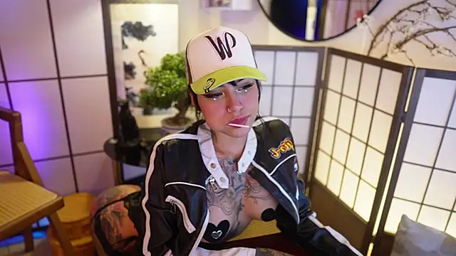 Scarlett collins02 online show from 11-20-25, 01:17