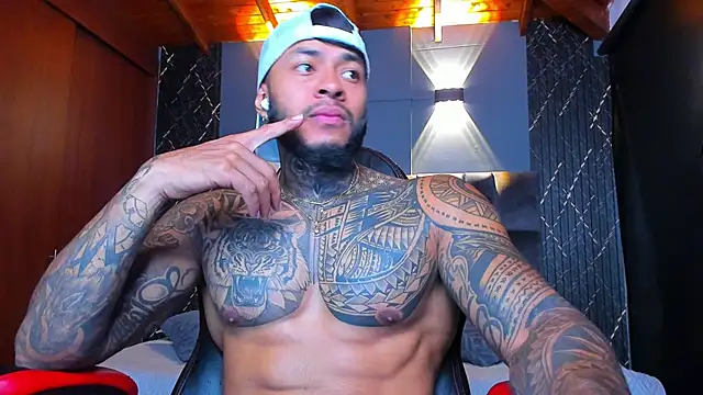 muscle man16 online show from 12-21-24, 04:14