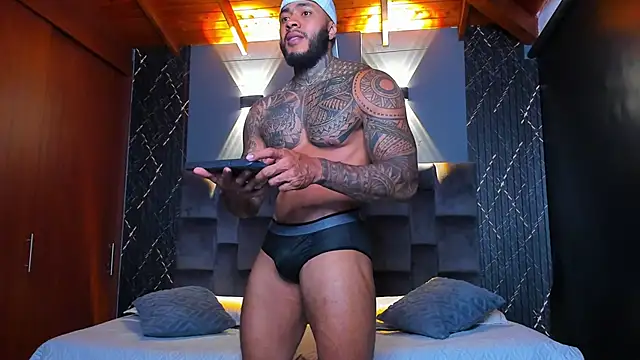 muscle man16 online show from 01-04-25, 04:01
