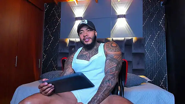 muscle man16 online show from 01-24-25, 01:03
