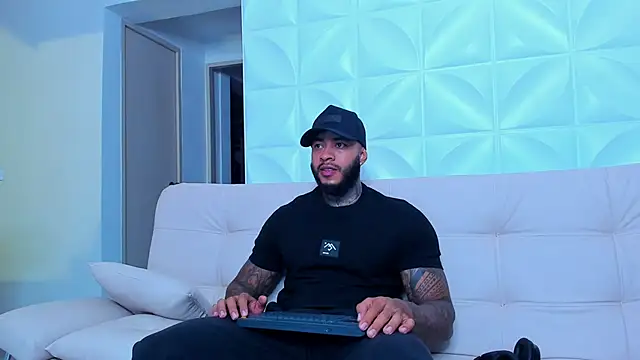muscle man16 online show from 02-09-25, 12:17