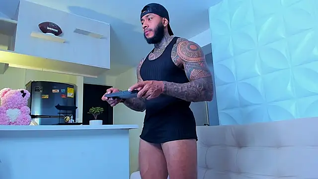 muscle man16 online show from 02-10-25, 11:02