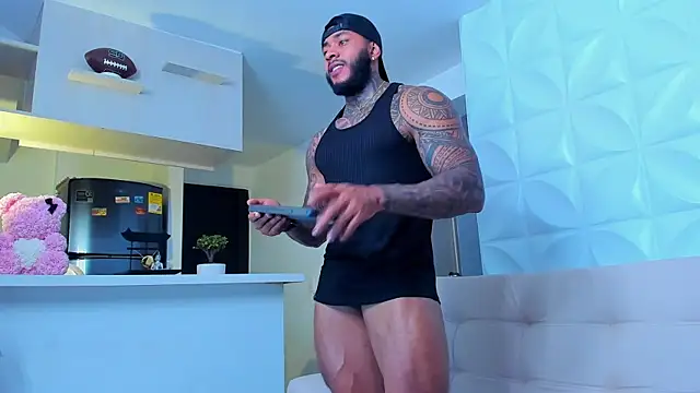 muscle man16 online show from 02-14-25, 11:31