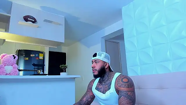 muscle man16 online show from 02-16-25, 08:33