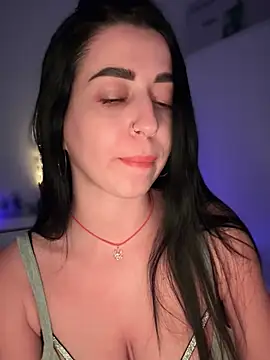 Snapshot of Emylia chatting on 12-09-24, 10:52 Emylia online show from 12-09-24, 10:52