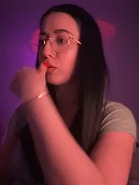 Snapshot of Emylia chatting on 02-24-25, 10:47 Emylia online show from 02-24-25, 10:47