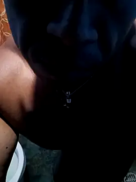 Snapshot of ivandignity chatting on 03-01-25, 07:08 ivandignity online show from 03-01-25, 07:08