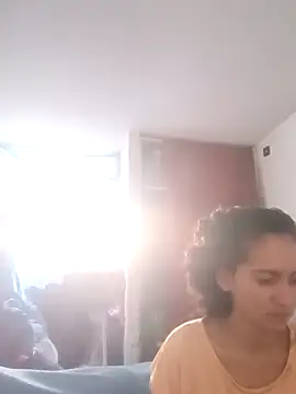 valeriaswang Lucas online show from 10-15-25, 01:00