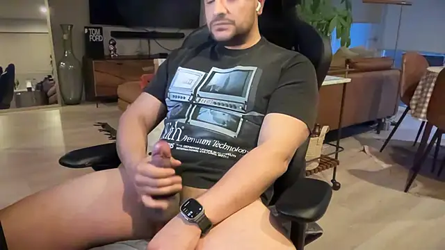 HungandThickLatin online show from 02-14-25, 01:23