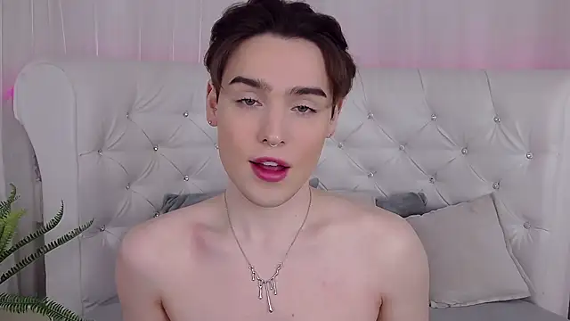 RobbyCharming online show from 04-05-26, 04:20