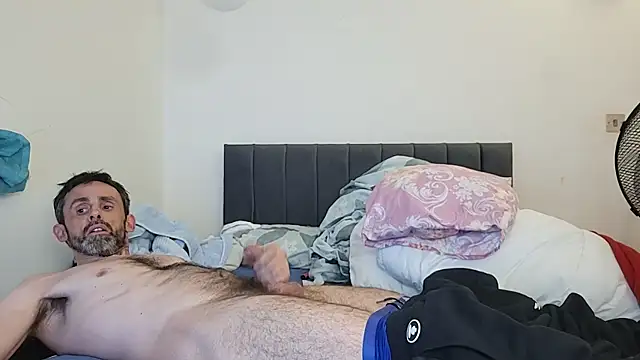 uk-bobbie-uk online show from 11-21-25, 02:32