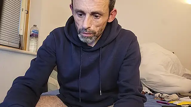 uk-bobbie-uk online show from 11-27-25, 02:35