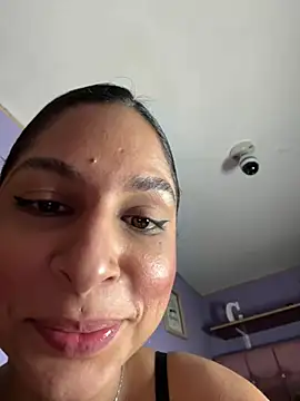 charlotte stevenss  online show from 12-29-24, 04:51