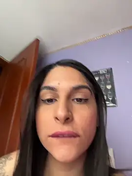 Snapshot of charlotte_stevenss_ chatting on 10-18-25, 02:40 charlotte stevenss online show from 10-18-25, 02:40