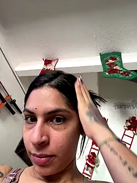 Snapshot of charlotte_stevenss_ chatting on 12-22-25, 02:47 charlotte stevenss online show from 12-22-25, 02:47