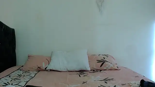 Snapshot of gooddes303salome chatting on 11-10-25, 09:58 gooddes303salome online show from 11-10-25, 09:58